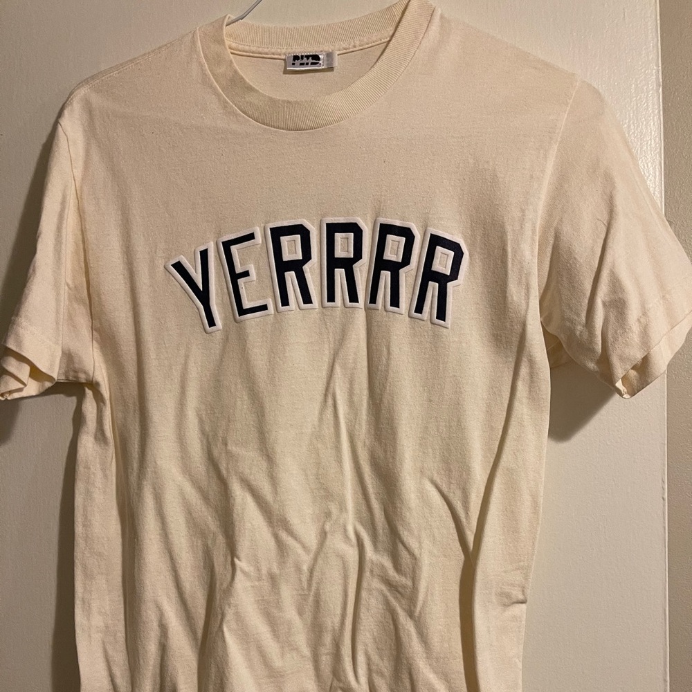 YERRRR T-SHIRT PERICO LIMITED SZ M WORN ONCE